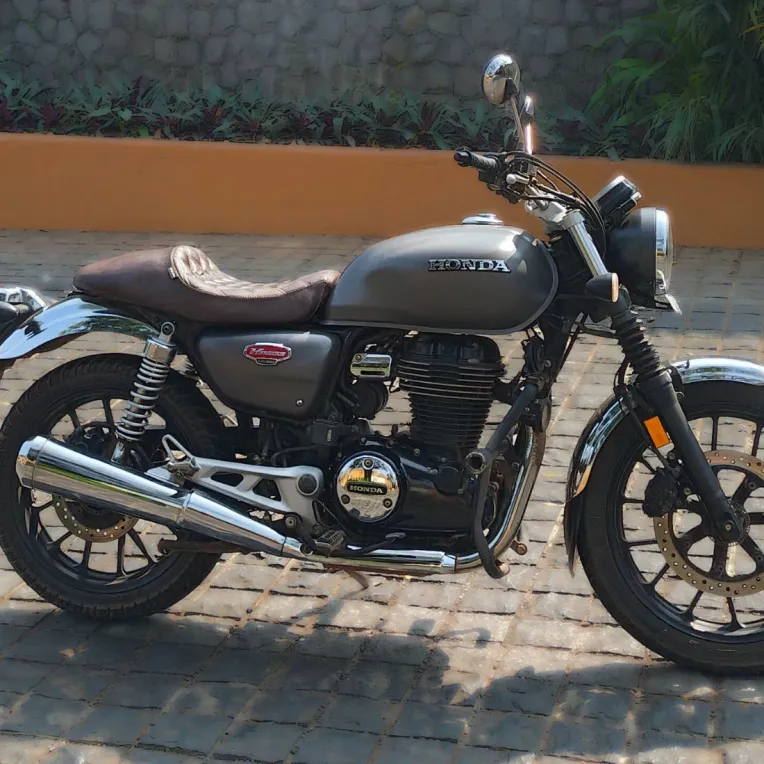 Honda Highness CB350/GB350 Cafe Racer Custom Seat Assembly